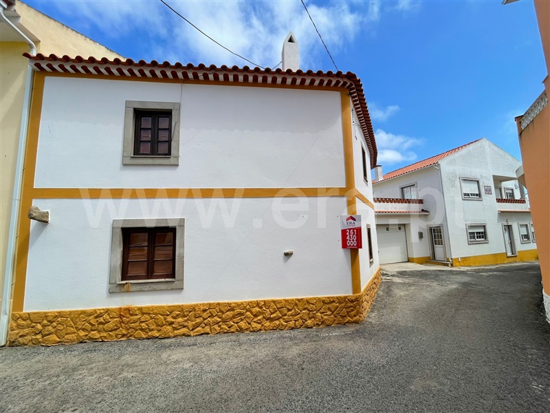 Moradia T3 / Bombarral, Pó
