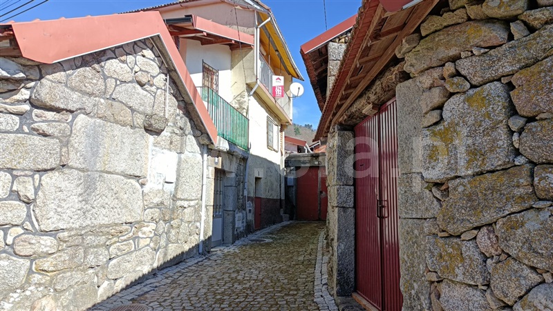 Moradia T3 / Boticas, Covas do Barroso