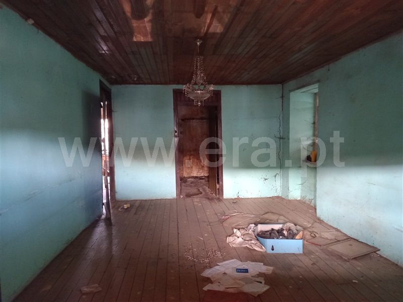 Moradia T3 à venda em São Pedro de Sarracenos, Bragança — foto 7