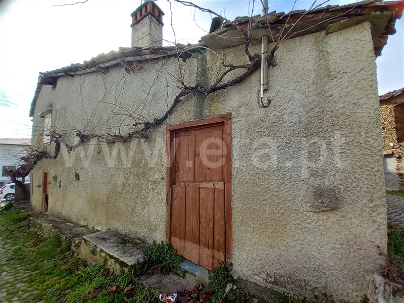 Moradia T3 à venda em São Pedro de Sarracenos, Bragança — foto 4