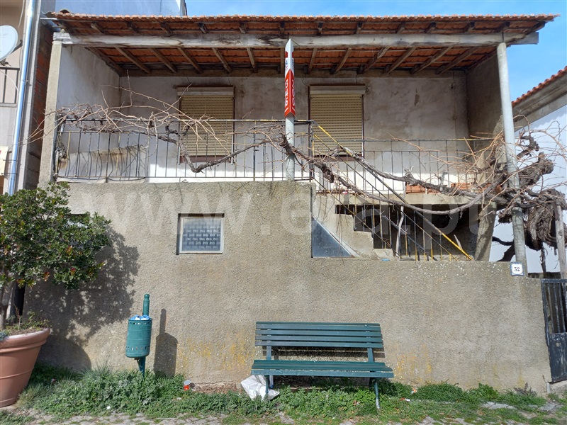 Moradia T3 à venda em São Pedro de Sarracenos, Bragança — foto 5