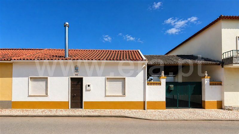 Moradia T3 / Cadaval, Peral