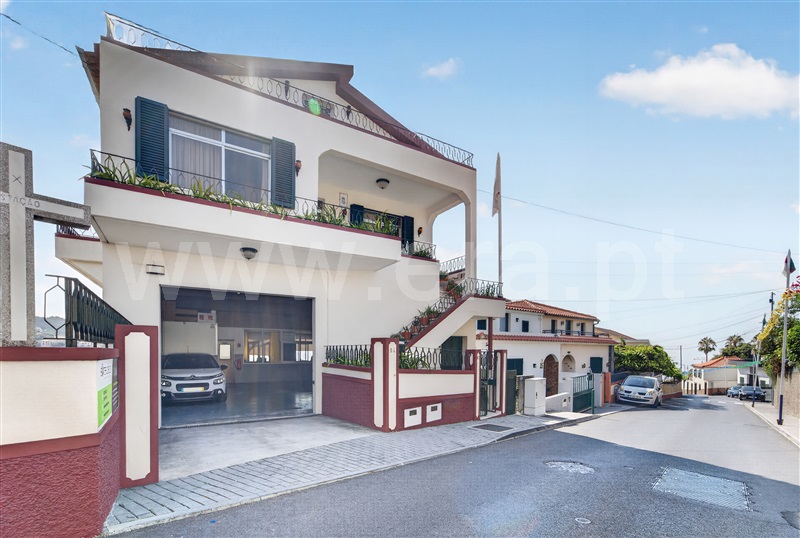 Moradia T3 / Câmara de Lobos, Estreito de Câmara de Lobos