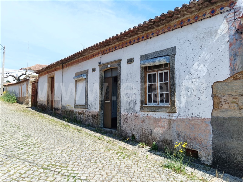 Moradia T3 / Castelo Branco, Cebolais de Cima