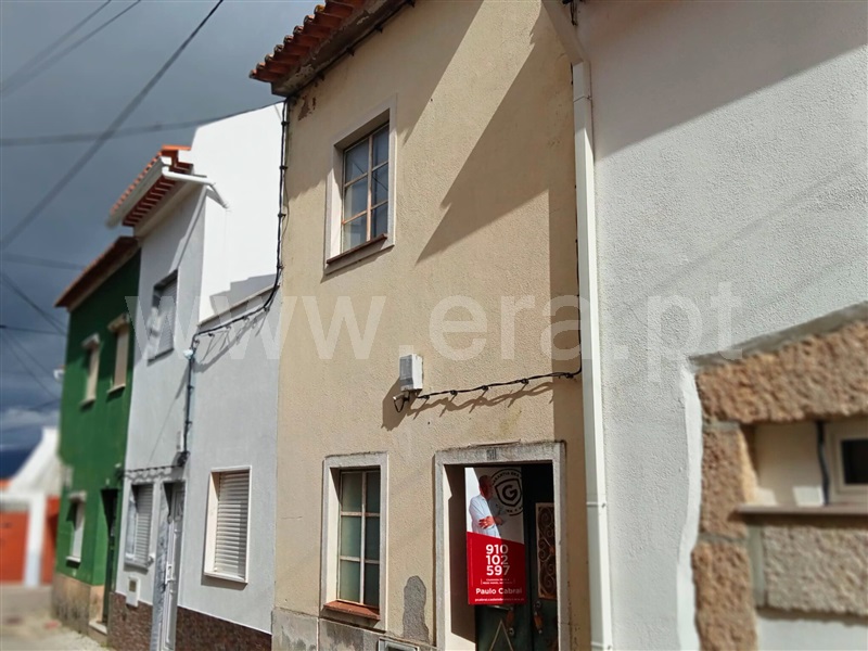 Moradia T3 / Castelo Branco, Lardosa