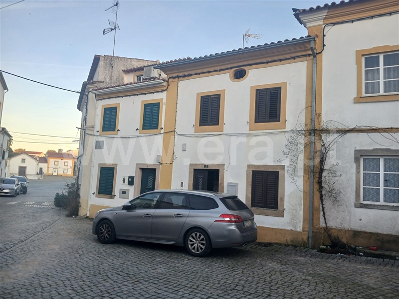 Moradia T3 / Castelo de Vide, Póvoa e Meadas