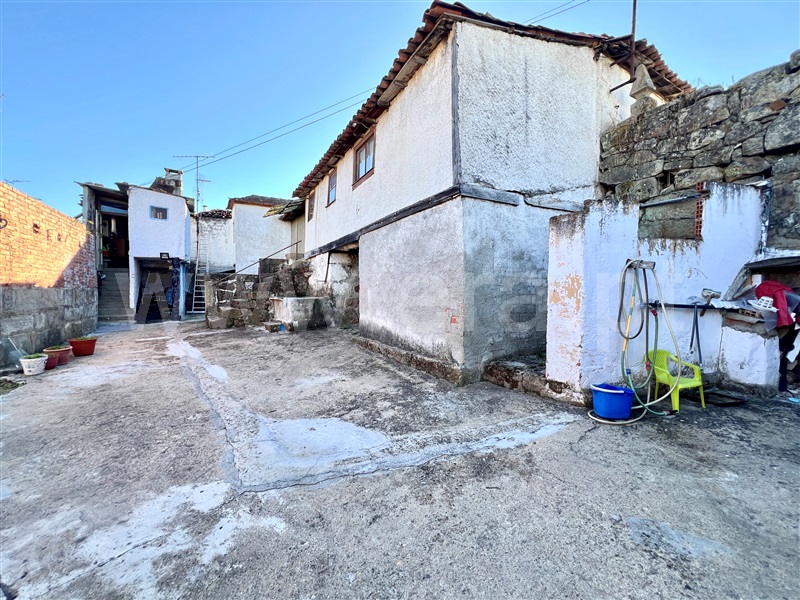 Moradia T3 / Chaves, Samaiões