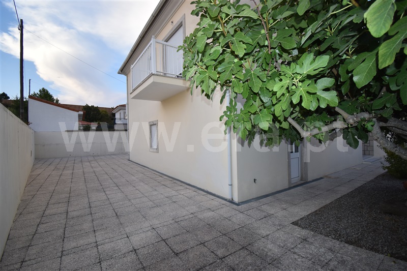 Moradia T3 Chaves, Santa Cruz/Trindade e Sanjurge - 1266533 - 38