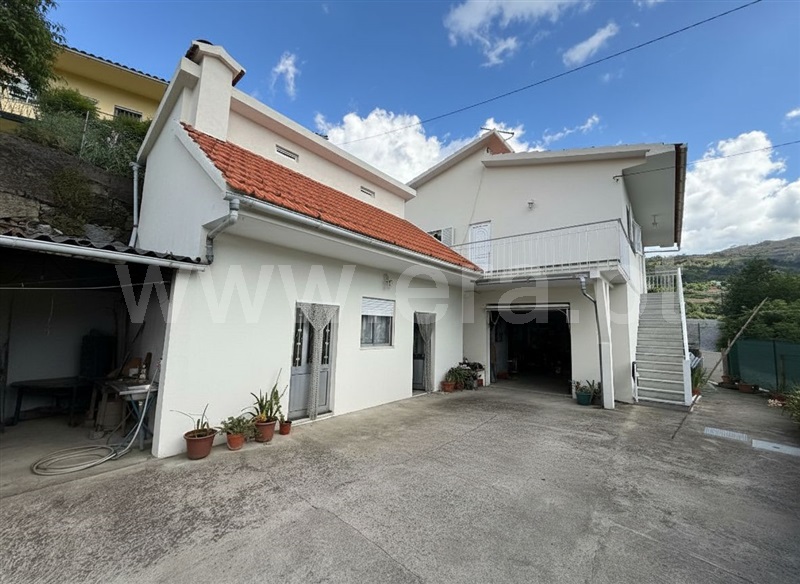 Moradia T3 à venda em São Cristóvão de Nogueira, Cinfães — foto 8