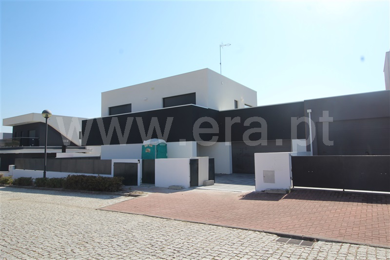 Moradia T3 / Covilhã, Covilhã e Canhoso