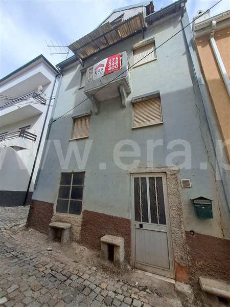 Moradia T3 / Covilhã, Paul