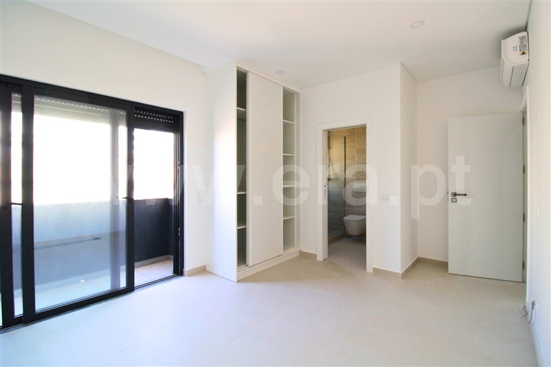 Moradia T3 à venda em Alto Rodes, Faro — foto 10