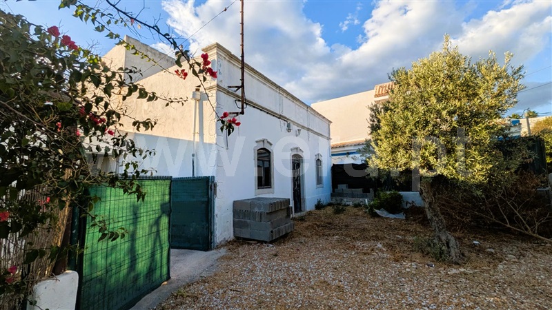 Moradia T3 / Faro, Santa Bárbara de Nexe