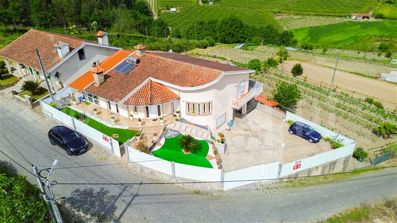 Moradia T3 / Felgueiras, Idães