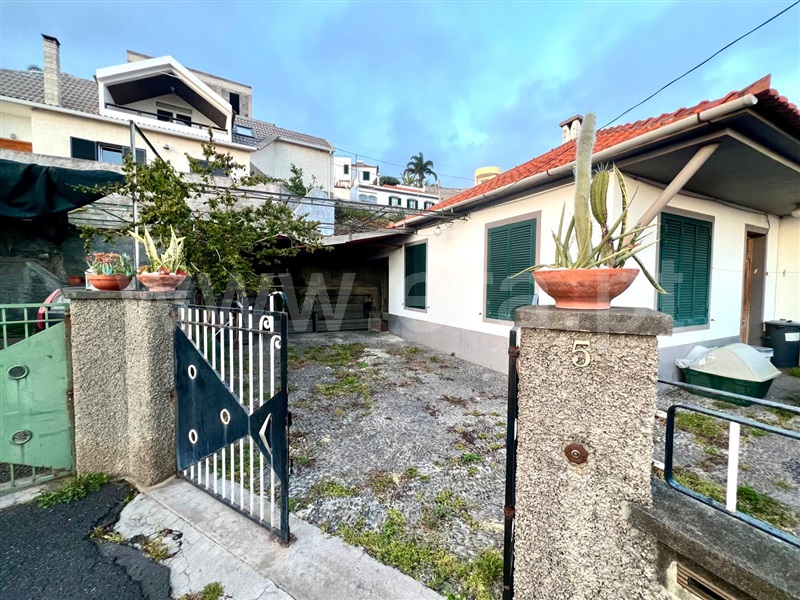 Moradia T3 / Funchal, Funchal (Santa Maria Maior)