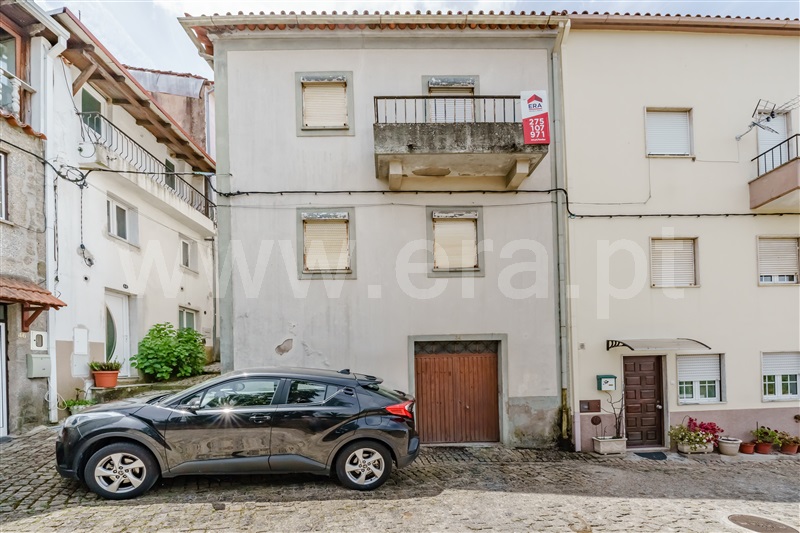 Moradia T3 / Fundão, Alcongosta