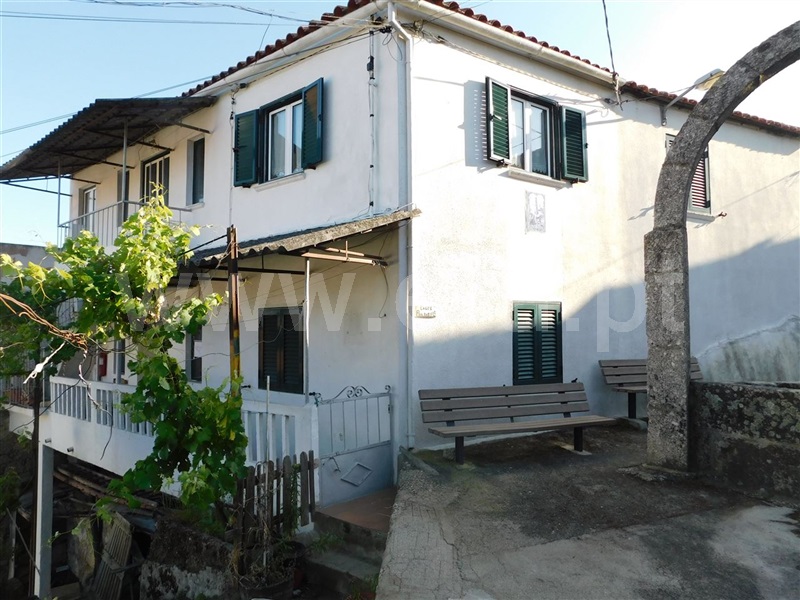 Moradia T3 / Fundão, Vale Prazeres