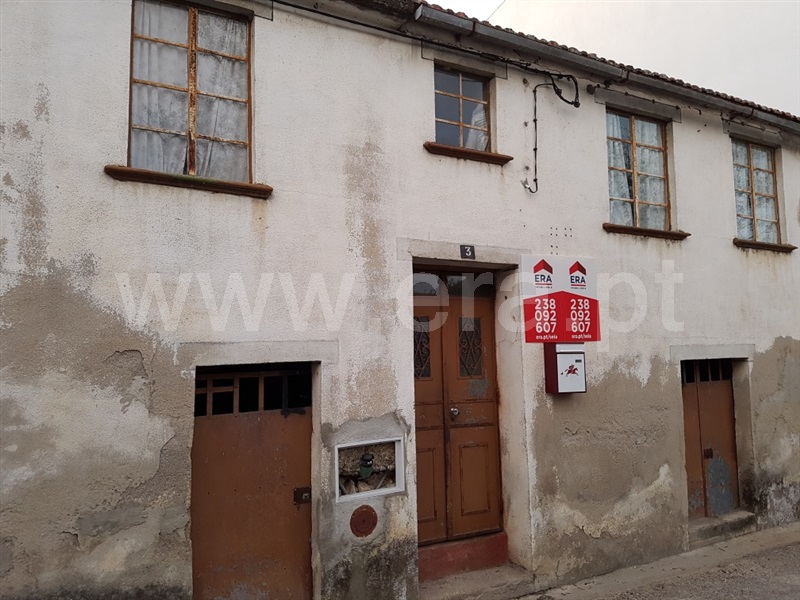 Moradia T3 / Gouveia, Lagarinhos