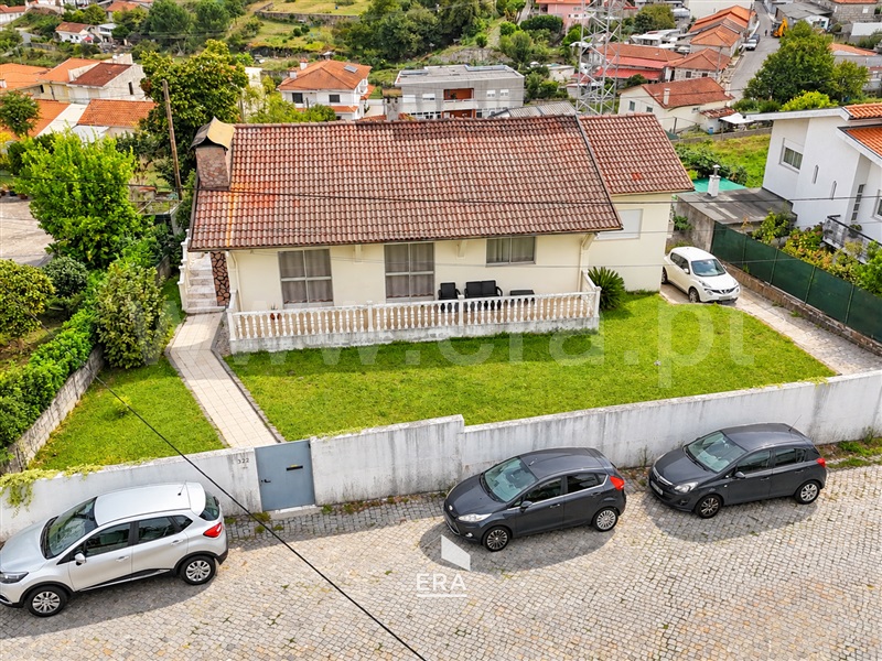 Moradia T3 / Guimarães, Selho (São Jorge)