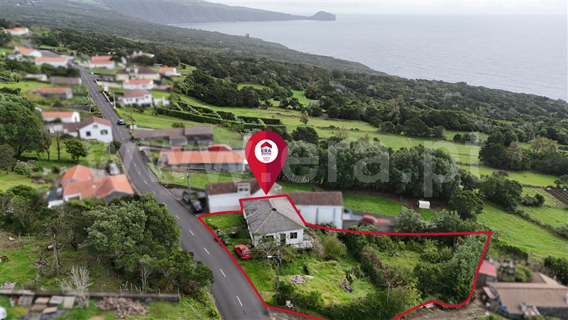 Moradia T3 com Quintal Horta, Capelo - 1481155 - 2