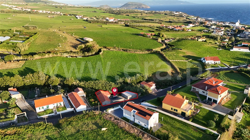 Moradia T3 / Horta, Feteira