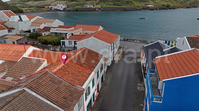 Moradia T3 / Horta, Horta (Angústias)