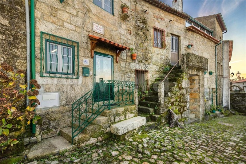 Moradia T3 / Idanha-a-Nova, Monsanto