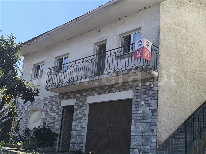 Moradia T3 / Lamego, Parada do Bispo e Valdigem
