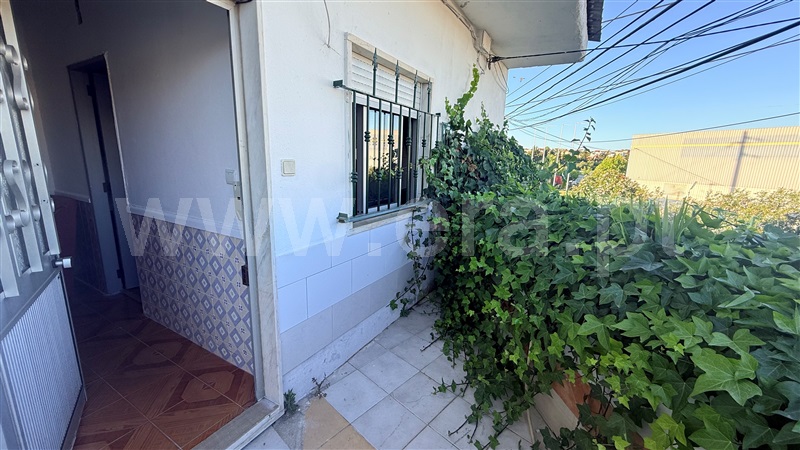 Moradia T3 à venda em Lisboa, Loures — foto 3