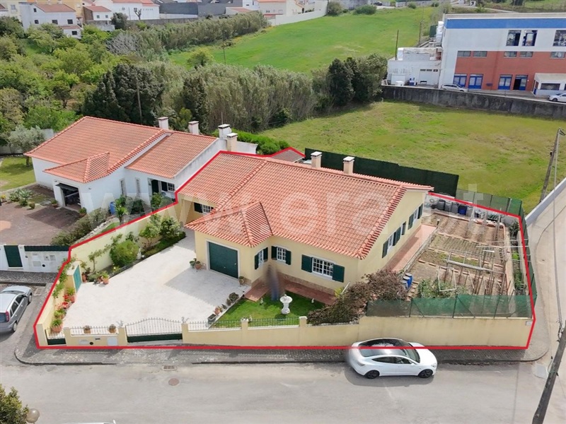 Moradia T3 / Lourinhã, Miragaia e Marteleira