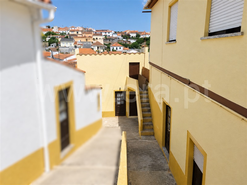 Moradia T3 em Reguengo Grande, €165.000