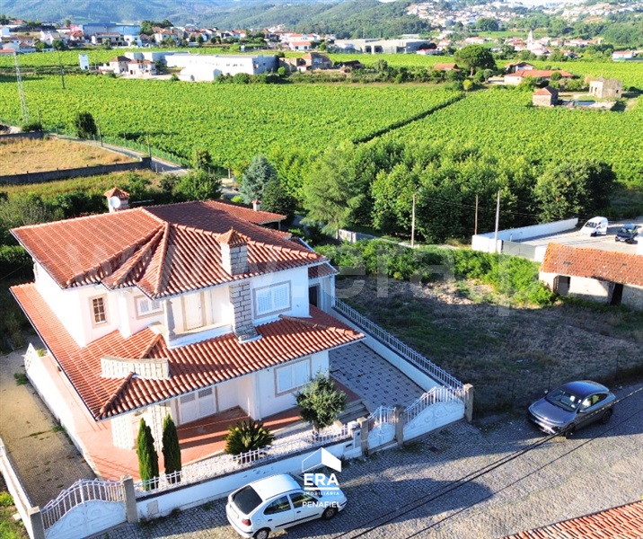 Moradia T3 / Lousada, Nevogilde