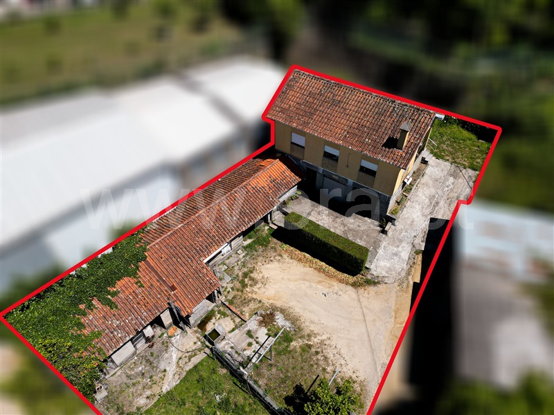 Moradia T3 / Lousada, Vilar do Torno e Alentém
