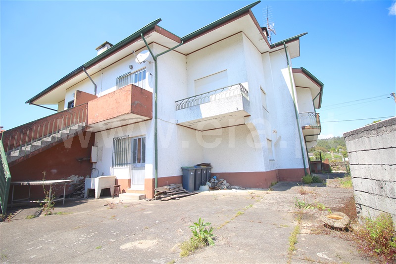 Moradia T3 / Maia, Folgosa