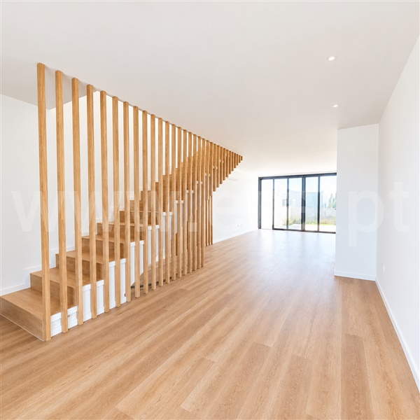 Moradia T3 em Vila Nova da Telha, €580.000