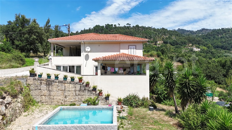 Moradia T3 / Marco de Canaveses, Rio Douro
