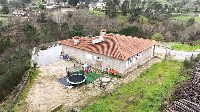 Moradia T3 à venda em Vila Boa de Quires e Maureles, Marco de Canaveses — foto 3