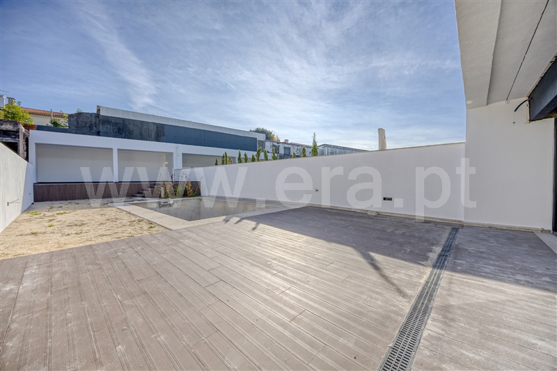 Moradia T3 à venda em Caulinos, Matosinhos — foto 3