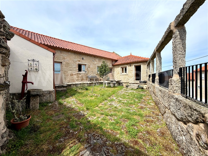 Moradia T3 à venda em Gralhas, Montalegre — foto 2