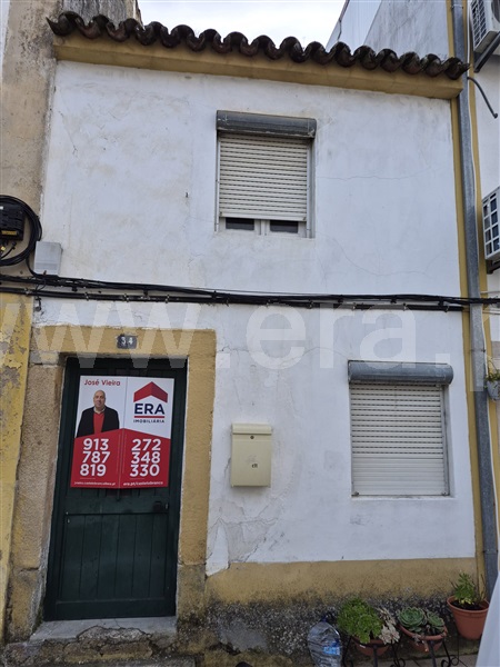 Moradia T3 / Nisa, Espírito Santo, Nossa Senhora da Graça e São Simão