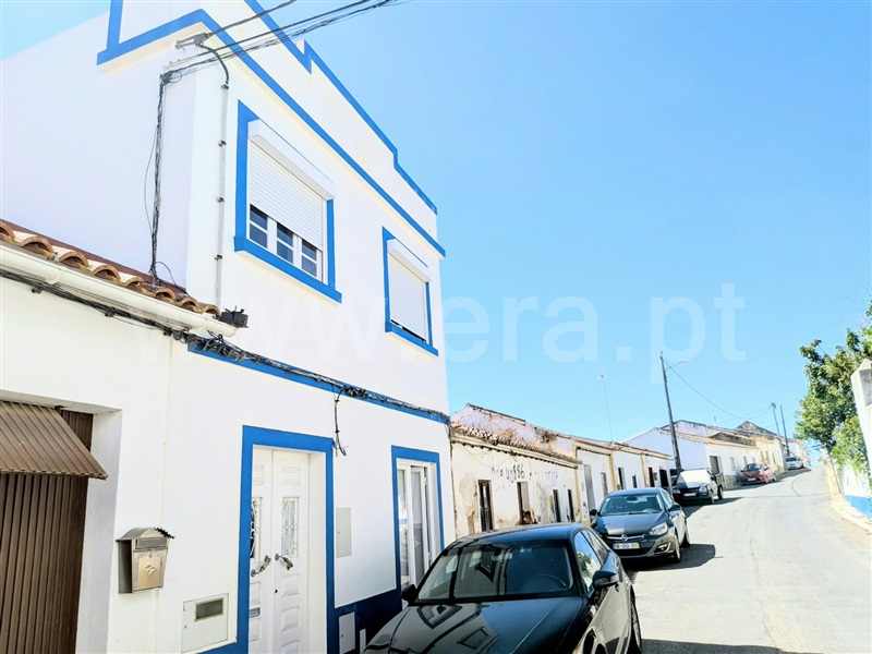 Moradia T3 / Odemira, Colos
