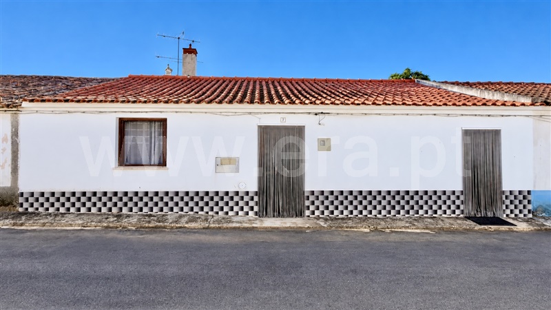 Moradia T3 em Sabóia, €140.000