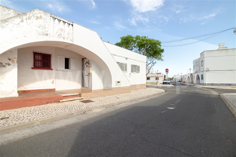 Moradia T3 / Olhão, Quelfes
