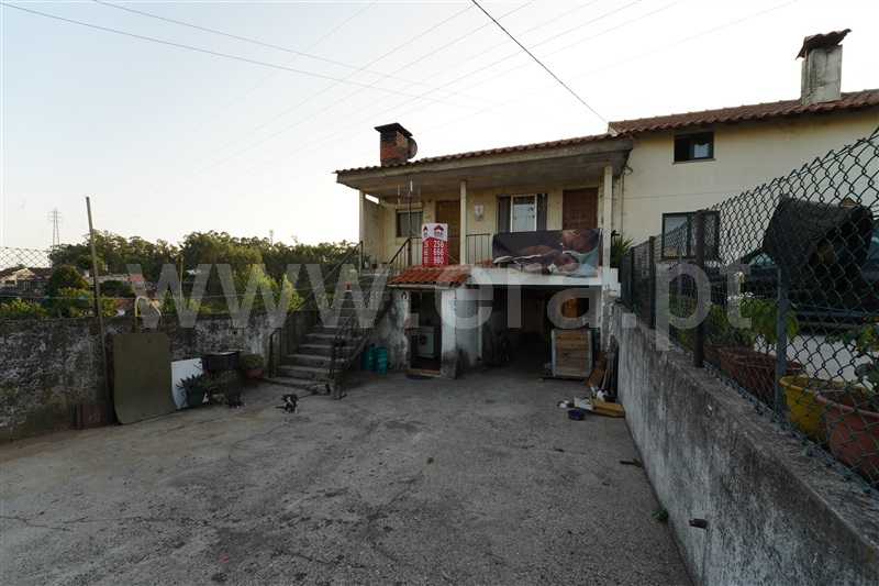 Moradia T3 / Oliveira de Azeméis, Loureiro