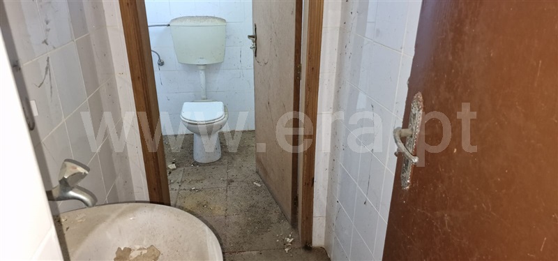 Prédio  Oliveira do Bairro, Bustos, Troviscal e Mamarrosa - 1471505 - 9