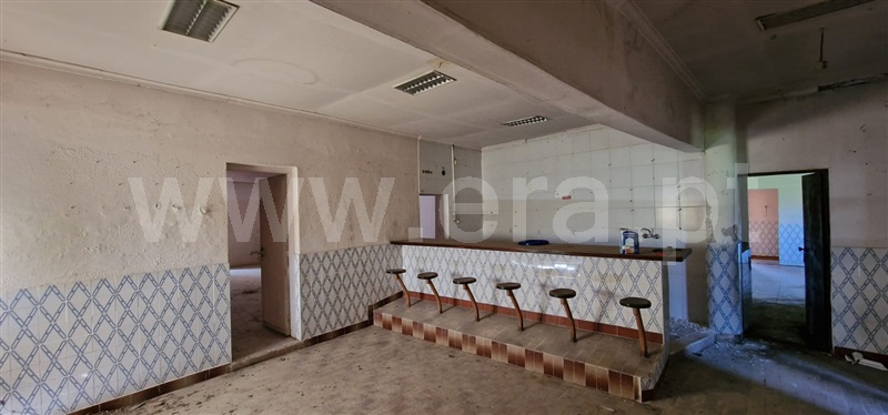 Prédio  Oliveira do Bairro, Bustos, Troviscal e Mamarrosa - 1471505 - 14