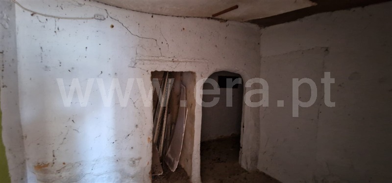 Prédio  Oliveira do Bairro, Bustos, Troviscal e Mamarrosa - 1471505 - 18