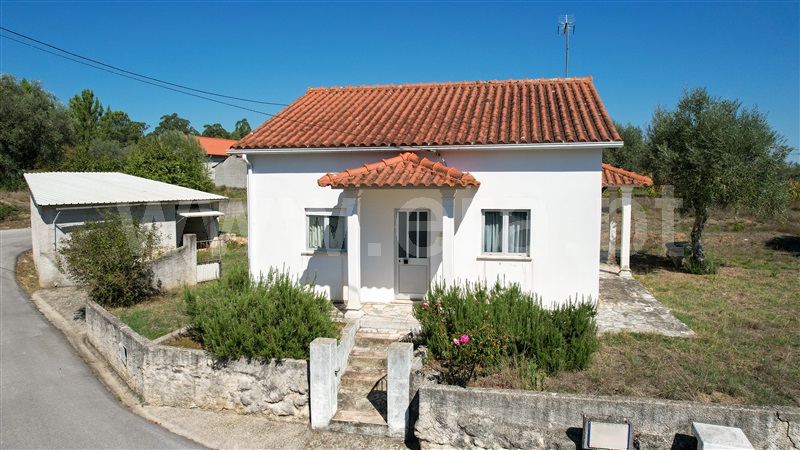 Moradia T3 / Ourém, Caxarias