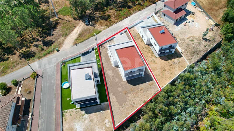 Moradia T3 com Nova Ourém, Caxarias - 1502773 - 2