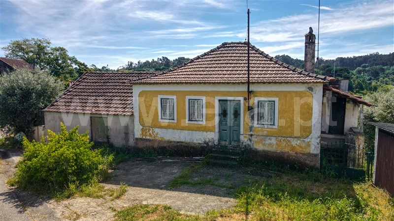 Moradia T3 / Ourém, Gondemaria e Olival